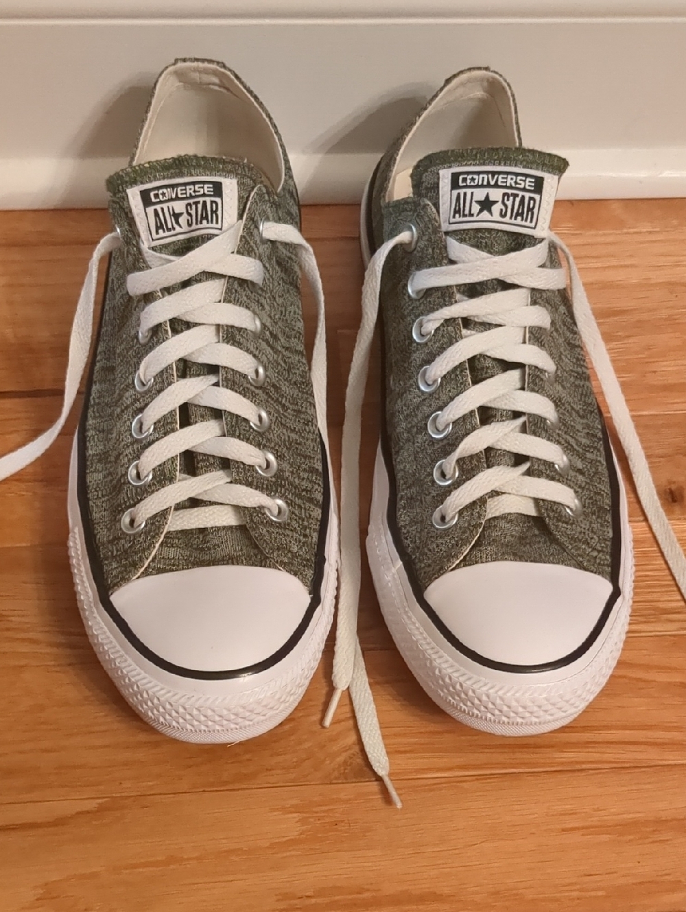 Converse All Star Low Top Sneakers - Gray/White